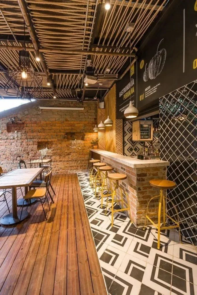 Wood vs. Metal Restaurant Chairs: Which Fits Your Venue?
