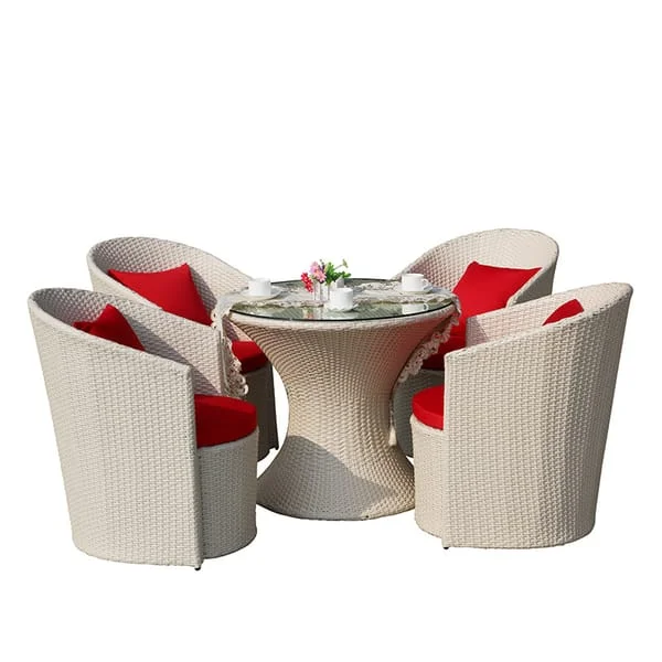 Outdoor rattan table and chair