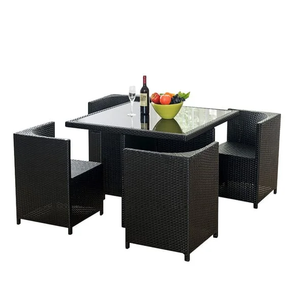 Four-person outdoor table and chairs