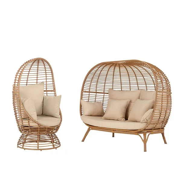 Enclosed Woven Outdoor Lounge Seating