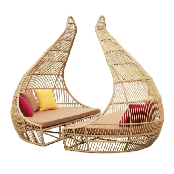 Tall Teardrop Woven Outdoor Lounge Seats